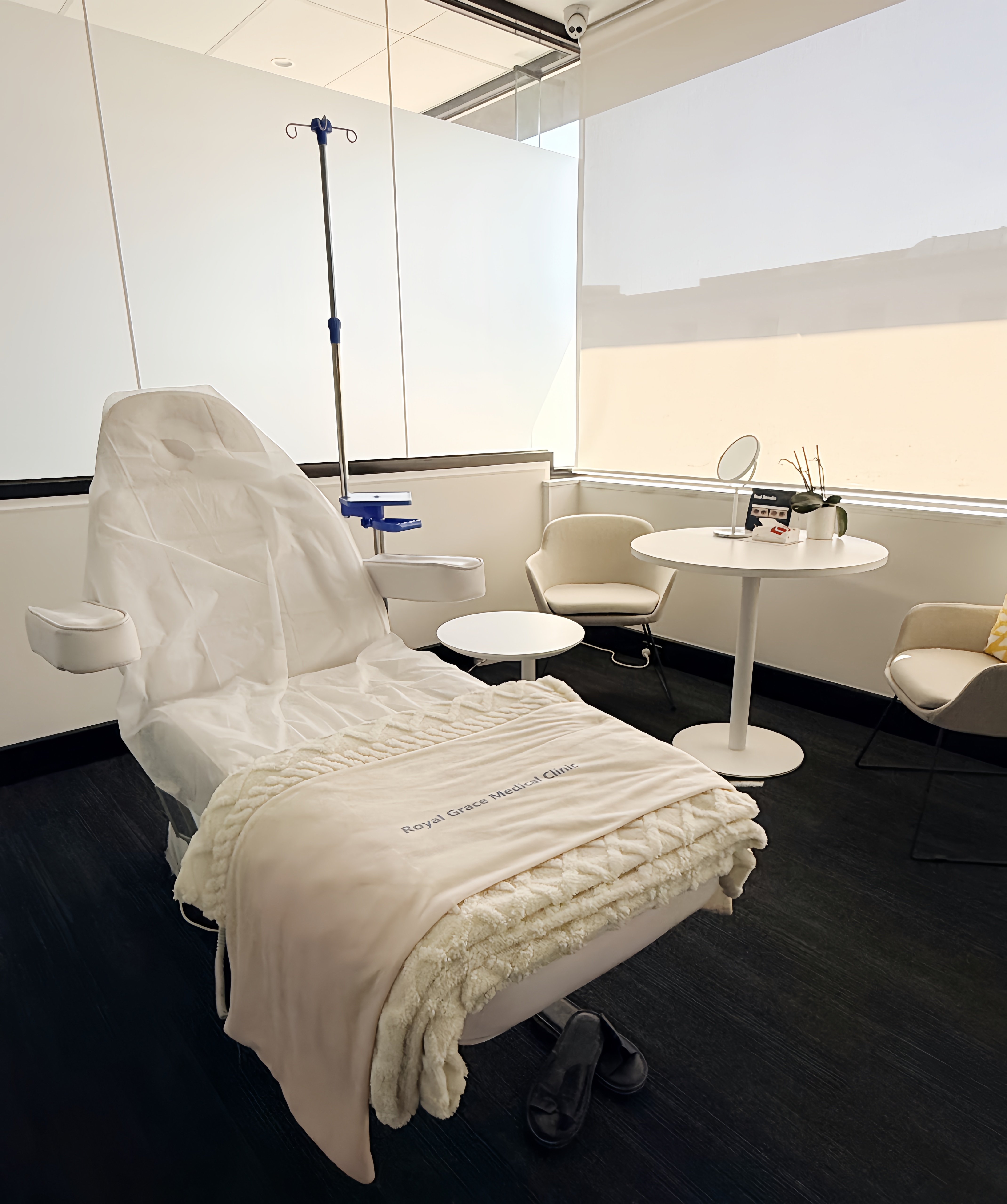 Royal Grace Medical Clinic - clinic exterior